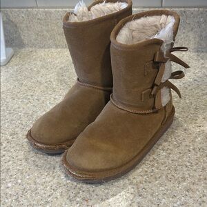 Brown koolaburra Suede Fur-Lined Boots